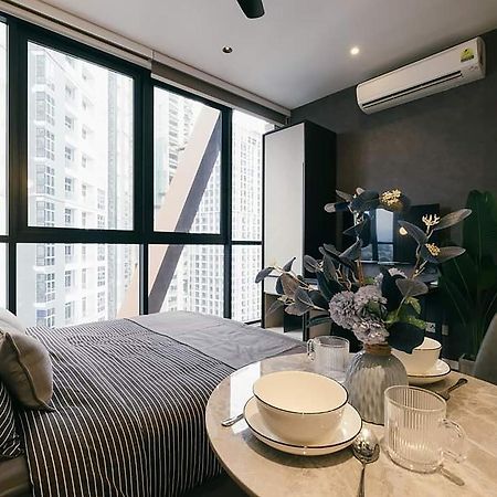 Appartement The Scarletz By Rsr à Kuala Lumpur Extérieur photo
